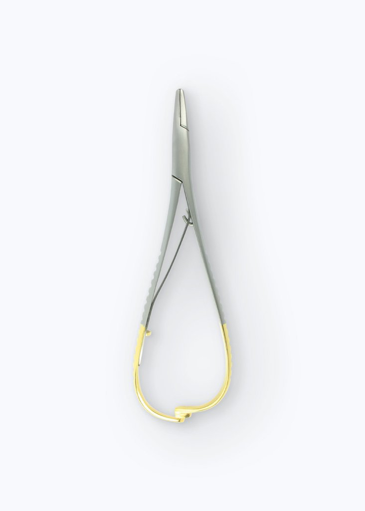 Mathieu Needle Holder